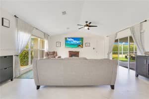 15300 SW 164th St, Miami, FL 33187, - MLS#A11898676