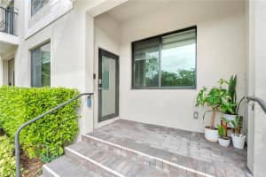 8301 Nw 41st St B-102 Doral, FL 33166 - MLS#A11898684