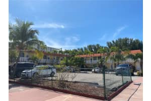 441 Collins Ave 27, Miami Beach