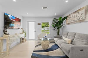 11350 Sw 57th St Miami, FL 33173 - MLS#A11898739