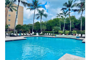 19555 E Country Club Dr 8108 Aventura, FL 33180 - MLS#A11898796