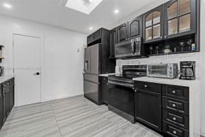 3325 Sw 59th Ter West Park, FL 33023 - MLS#A11898802