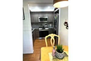 9030 Sw 125th Ave E210, Miami