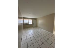 5797 Flagler St 2 Hollywood, FL 33023 - MLS#A11898873