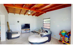 9940 Sw 48th St Miami, FL 33165 - MLS#A11898886
