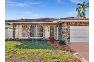 1300 SW 32nd St, Fort Lauderdale, FL 33315, - MLS#A11898903