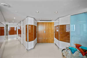 400 S Pointe Dr 910 Miami Beach, FL 33139 - MLS#A11898925