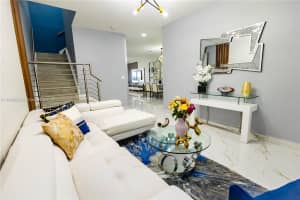 10464 Nw 61st St Doral, FL 33178 - MLS#A11899022