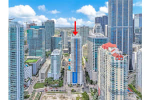 1200 Brickell Bay Dr 3501, Miami
