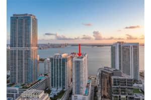 1200 Brickell Bay Dr 3501 Miami, FL 33131 - MLS#A11899046
