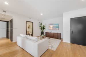 398 Ne 5th St 3017 Miami, FL 33132 - MLS#A11899087