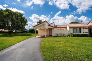 354 Lakeside Ct 212, Sunrise