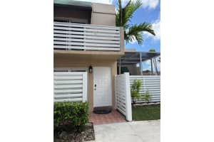 14362 Sw 96th Ln, Miami