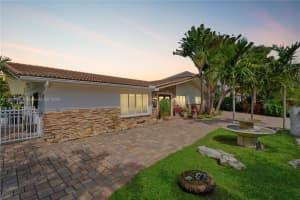 3901 Ne 25th Ave Lighthouse Point, FL 33064 - MLS#A11899116