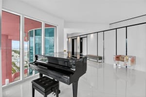 300 S Pointe Dr Th-3105 Miami Beach, FL 33139 - MLS#A11899120