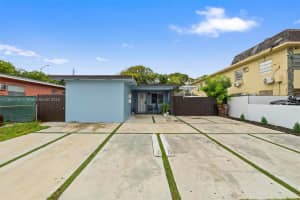 938 Se 12th St Front Unit Hialeah, FL 33010 - MLS#A11899140