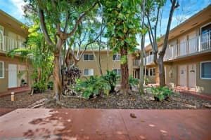 6310 Sw 79th St 19, South Miami 6310 Sw 79th St 19, South Miami