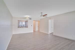 311 W Laurel Dr 1402 Margate, FL 33063 - MLS#A11899163