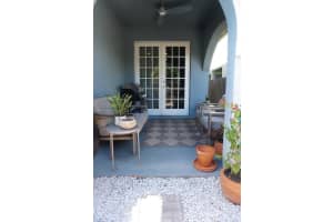 1139 Ne 3rd Ave Fort Lauderdale, FL 33304 - MLS#A11899201