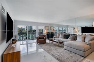 1662 Lincoln Ct 405 Miami Beach, FL 33139 - MLS#A11899240