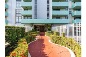 1825 W 44th Pl 511 Hialeah, FL 33012 - MLS#A11899309