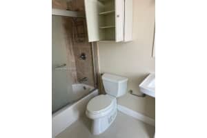 1825 W 44th Pl 511 Hialeah, FL 33012 - MLS#A11899309