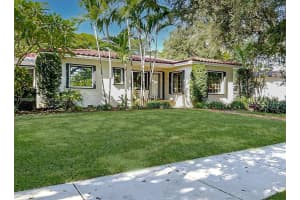 364 Navarre Dr Miami Springs, FL 33166 - MLS#A11899330