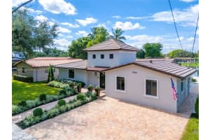 14940 Egan Ln Miami Lakes, FL 33014 - MLS#A11899347