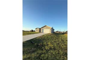 1025 Jupiter Lp La Belle, FL 33935 - MLS#A11899360