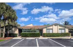 448 Lakeview Dr 2 Weston, FL 33326 - MLS#A11899362