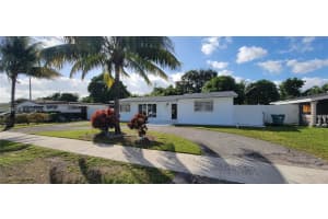 730 Nw 178th Ter Miami Gardens, FL 33169 - MLS#A11899368