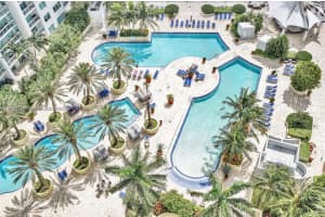 Vizcayne, 253 NE 2nd St APT 226, Miami, FL 33132, - MLS#A11899376