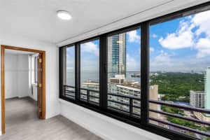 2333 Brickell Ave Ph208, Miami