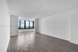 2333 Brickell Ave Ph208 Miami, FL 33129 - MLS#A11899385