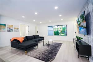 1244 Garfield St Hollywood, FL 33019 - MLS#A11899422