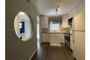 10123 Sunrise Lakes Blvd 208 Sunrise, FL 33322 - MLS#A11899443