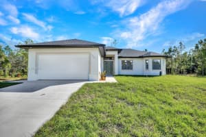 2002 E 10th Other, FL 33936 - MLS#A11899447