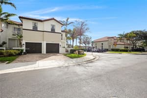 11470 Nw 79th Ln Doral, FL 33178 - MLS#A11899465