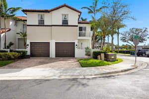 11470 Nw 79th Ln Doral, FL 33178 - MLS#A11899465