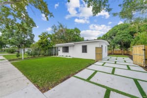 485 Nw 132nd St, North Miami