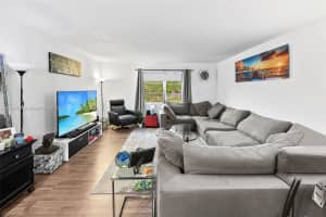 9 Ne 19th Ct 219c Wilton Manors, FL 33305 - MLS#A11899495