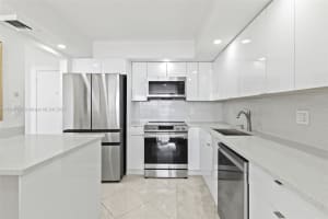 18021 Biscayne Blvd 1003 Aventura, FL 33160 - MLS#A11899507