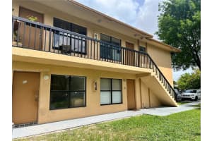 2685 W 66th St 12-20, Hialeah