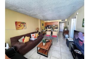 14175 Sw 87th St C208 Miami, FL 33183 - MLS#A11899527