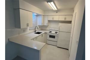 2319 Jackson St 7 Hollywood, FL 33020 - MLS#A11899596