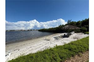 900 Scotia Dr 103 Hypoluxo, FL 33462 - MLS#A11899637