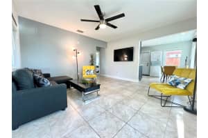 3911 Sw 51st St 2 Dania Beach, FL 33312 - MLS#A11899640