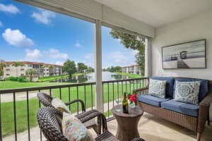 411 S Hollybrook Dr 204, Pembroke Pines