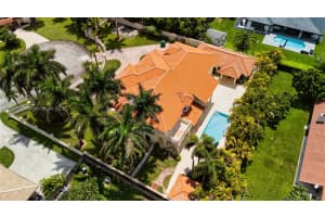 19504 Sw 135th Ct, Miami 19504 Sw 135th Ct, Miami