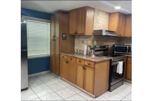 1708 S Saint Lucie Ct Fort Pierce, FL 34949 - MLS#A11899761